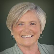 Sandra Haines's Instagram, Twitter & Facebook