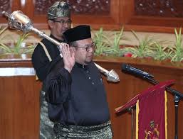 Dewan undangan negeri (dun) kelantan kini hanya tinggal wakil pembangkang tunggal apabila barisan nasional (bn). Abdullah Ya Kub Kekal Speaker Dun Kelantan