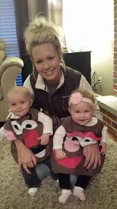 If you're looking for twin tips, log on to www.babycaremag.com. Twin Halloween Costume Ideas ãŠã—ã‚ƒã‚Œã¾ã¨ã‚ã®äººæ°—ã‚¢ã‚¤ãƒ‡ã‚¢ Pinterest Twin Z Pillow For Twins ä»®è£…