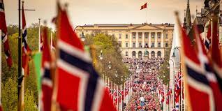 Mai 1814 wurde das grundgesetz in eidsvoll unterzeichnet und damit die selbständigkeit. Norwegens Nationalfeiertag Am 17 Mai Der Tag Der Norwegischen Verfassung