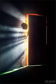 Awesome Low Light Shot Light And Shadow Photography Shadow Photography White Photography