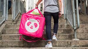 Foodpanda is dedicated to bringing food lovers around the world their favourite meals from curated local restaurants. Foodpanda Riders Are Going On Strike Over New Payment Scheme Soyacincau Com