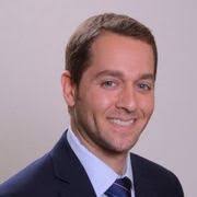 Eric Schecter's Instagram, Twitter & Facebook