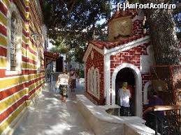 Mănăstirea sfânta treime, numită și mănăstirea sfântul nectarie, (în greacă ιερά μονή αγίας τριάδος sau ιερά μονή αγίου νεκταρίου) este o mănăstire ortodoxă greacă situată pe insula eghina (grecia), la o distanță de 6 km de orașul port eghina. In Eghina AcasÄƒ La Sfantul Nectarie VindecÄƒtorul De Cancer È™i Alte Boli Incurabile Impresii MÄƒnÄƒstirea Sfantul Nectarie Excursii È™i CÄƒlÄƒtorii Amfostacolo