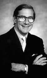 William Simon's Instagram, Twitter & Facebook