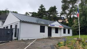 La cour internationale de justice a achevé la transition vers le nouveau système de recrutement électronique (erecruitment) lancé le 1er octobre 2018, qui contient un état. Un Tir De Mortier Sur La Facade Du Poste De La Police Municipale Pres Du Havre Deux Mineurs Interpelles