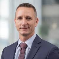 Jorge Laris's Instagram, Twitter & Facebook