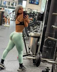 Lisandra lezcano (@lisandra_lezcano) • Threads, Say more