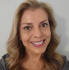 Sandy Baucom's Instagram, Twitter & Facebook