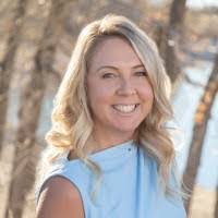 Daphne Pruitt's Instagram, Twitter & Facebook