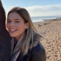 80+ perfiles de «Imogen»