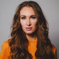 Kelsie Marie's Instagram, Twitter & Facebook