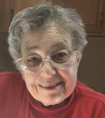 Barbara Gifford's Instagram, Twitter & Facebook