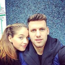 Mainz page) and competitions pages (champions league, premier league and more than 5000 competitions from 30+ sports around the. Foto O Szalai Adam Baratnoje A Golkiraly Szive Erte Dobog Hazai Sztar Femina