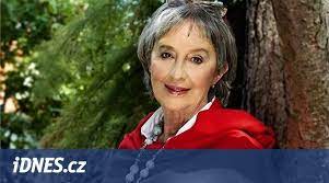 Ve vtipné nadsázce jan často opakoval, že ani tak nežil celý život s jedinou ženou. Ostravske Stopy Denne Jsme Bojovali O Divaky Vzpomina Nina Diviskova Idnes Cz