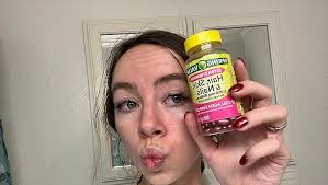 Amazon.com: Spring Valley Extra Strength Hair, Skin & Nails Dietry  Supplement 120ct 5000 mcg : Health & Household
