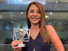 Amparo Grisales dijo si participaría en Miss Universo; argentina de 60 años  ya marcó territorio - TuBarco Noticias