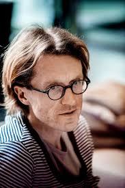 Dit is de officiële website van ignaas devisch, professor in filosofie, medische filosofie en ethiek. Ethicus Ignaas Devisch Er Wordt Te Veel Geredeneerd Vanuit Het Eigen Belang En Pas Nadien Vanuit Dat Van De Patient De Morgen