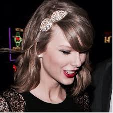 Eva Swift (@uponaswift)