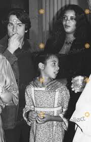 Robert de niro begged his lover helena springs to abort her baby when the couple's affair turned sour, a new book discloses. Robert Deniro Picture Robert Deniro With Wife Diana And Her Daughter Drena Supplied By Globe Phtos Inc I Love Lucy Show Lucille Ball I Love Lucy