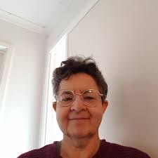 Bernadette Roach's Instagram, Twitter & Facebook