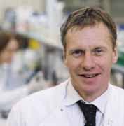 The Royal Veterinary College Annual Report 2004-