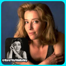 Emma Thompson was joined by her mother Phyllida Law AND daughter Gaia at  the UK premiere of 'Dead Of Winter' 🩷