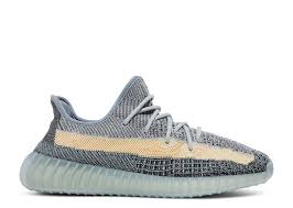 Displaying 1 to 4 (of 4 products) Adidas Yeezy Sneakers Flight Club