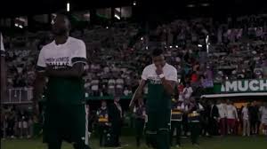 Mbappé, Vinicius y Konaté 'deslucen' el gesto a Ceuta quitándose la camiseta de apoyo