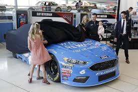 However, after going through the. Matt Kenseth To Return To Nascar Cup After Release From Joe Gibbs Racing Bleacher Report Latest News Videos And Highlights