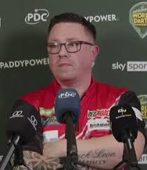 Robert Owen (darts player)