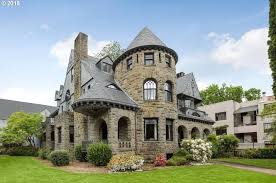 Own The Mansion Everyone Knows Oregon Landmarks For Sale Photos Homes In Portland Oregon Stone House Stone Exterior Houses