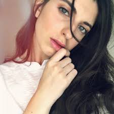 Ezgi Arslan (@ezgiarsslan)