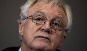 Former brexit secretary says uk must 'devise our strategy so we don't get into conflicts with the european union, don't fall into traps'. 6d Njodorwibfm