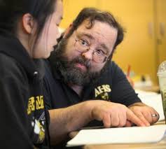 Alameda: Math instructor named city's “Teacher of Year”