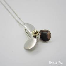 Propeller Necklace Propeller Pendant Boat Propeller Boat Etsy Silver Necklaces Pendant Silver Fashion