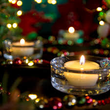 Christmas Tree Tealight Candles Highly Scented With Natural Oils 6 Green Hand Poured Tea Lights Clear Container For Beautiful Candlelight Christmas Holiday Collection Walmart Com Walmart Com
