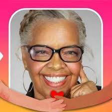 Robin Barber's Instagram, Twitter & Facebook