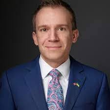 Harvey Curley's Instagram, Twitter & Facebook