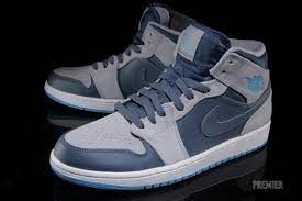 Air Jordan 1 Mid New Slate Powder Blue Wolf Grey Sneakernews Com Air Jordans Jordans Air Jordan 1 Mid