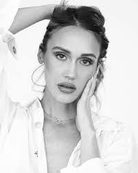 Elena Johnston's Instagram, Twitter & Facebook