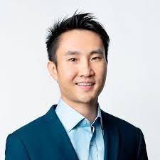 Thomas Sze's Instagram, Twitter & Facebook