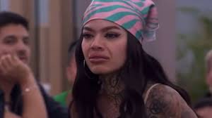 Melissa Gate encontró un GPS oculto en un regalo de un fan y pide que no le  den más obsequios: “Perdóname, pero tengo miedo” - Infobae