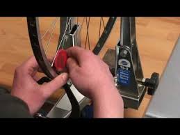 Fahrradtechnik Einspeichen Youtube