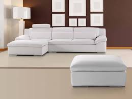 Canapé d'angle 100% cuir de luxe avec sa grande méridienne de 230 cm, qui vous permettra d'accueillir jusqu'à 6 personnes ou de vous allonger confortablement. Canape D Angle En Cuir De Vachette Haut De Gamme