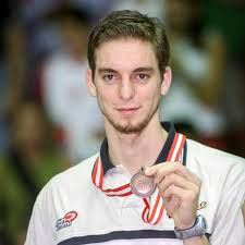 Baloncesto España‎‏ הוסיף/הוסיפה...