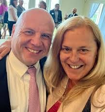 Mindy Conway's Instagram, Twitter & Facebook