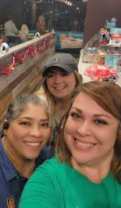 Merry Christmas from your Moore Schlotz team! We are so lucky to have such  amazing leadership and team at this location! ❤️