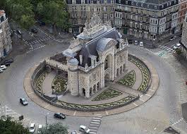 Choose france, la stratégie d'attractivité des étudiants internationaux. Porte De Paris Lille France Atlas Obscura