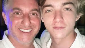 Foto: Joaquim, filho de Lucian Huck, completou 17 anos nesta terça-feira, 8  de março de 2022